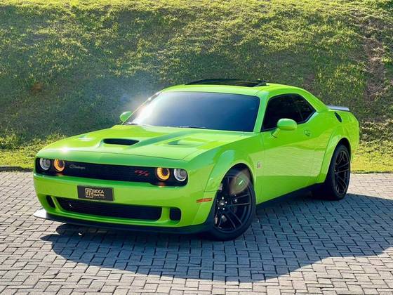 DODGE CHALLENGER 6.4 V8 HEMI GASOLINA R/T SCAT PACK WIDEBODY TORQUEFLITE